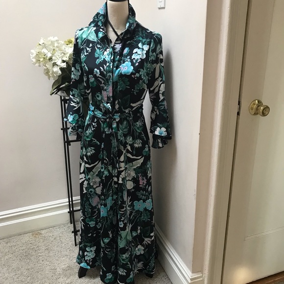 Banana Republic Dresses & Skirts - Banana Republic maxi dress